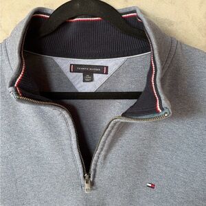 Tommy Hilfiger Men's Gray Zip-Up Sweater